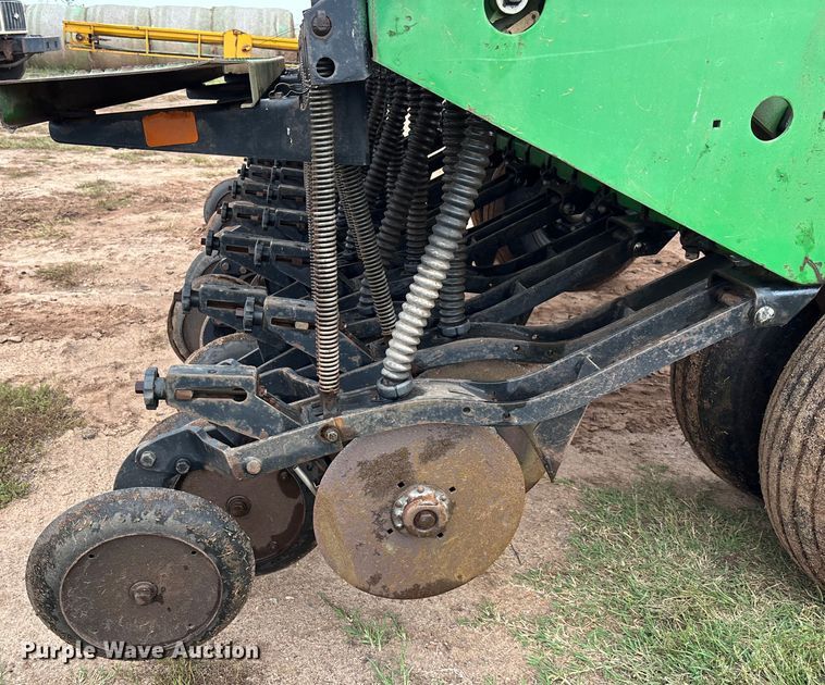 image for item EM8195 Great Plains Solid Stand 30 3SF30-487591 grain drill