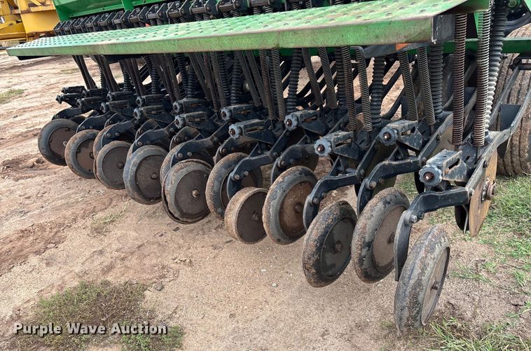 image for item EM8195 Great Plains Solid Stand 30 3SF30-487591 grain drill