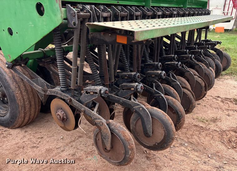 image for item EM8195 Great Plains Solid Stand 30 3SF30-487591 grain drill