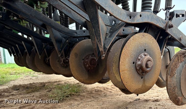 image for item EM8195 Great Plains Solid Stand 30 3SF30-487591 grain drill