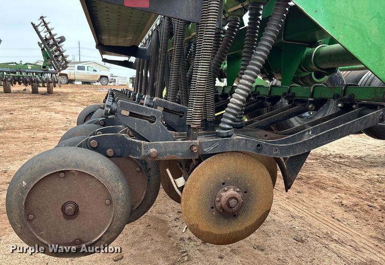 image for item EM8195 Great Plains Solid Stand 30 3SF30-487591 grain drill