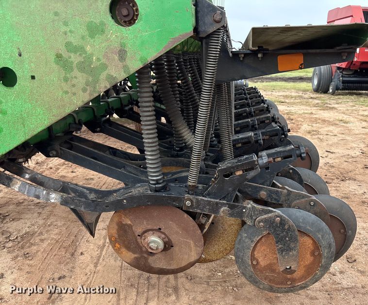 image for item EM8195 Great Plains Solid Stand 30 3SF30-487591 grain drill