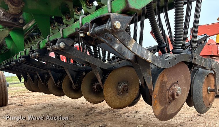 image for item EM8195 Great Plains Solid Stand 30 3SF30-487591 grain drill