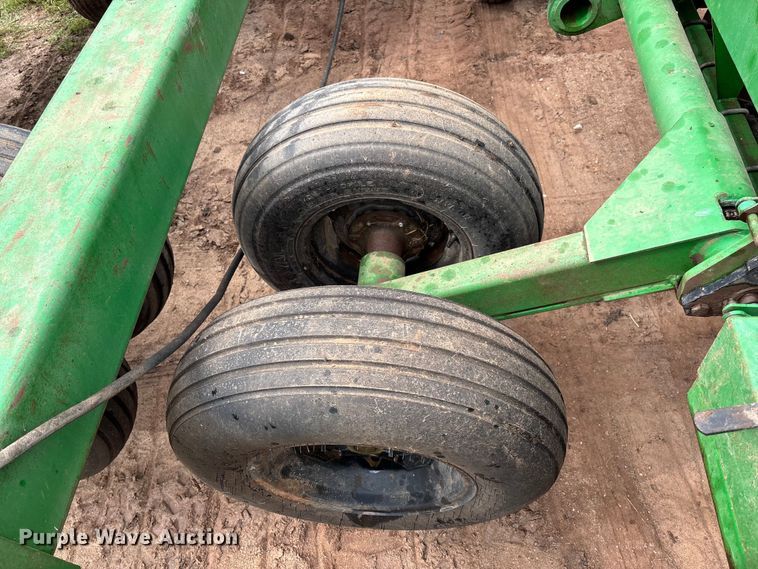 image for item EM8195 Great Plains Solid Stand 30 3SF30-487591 grain drill