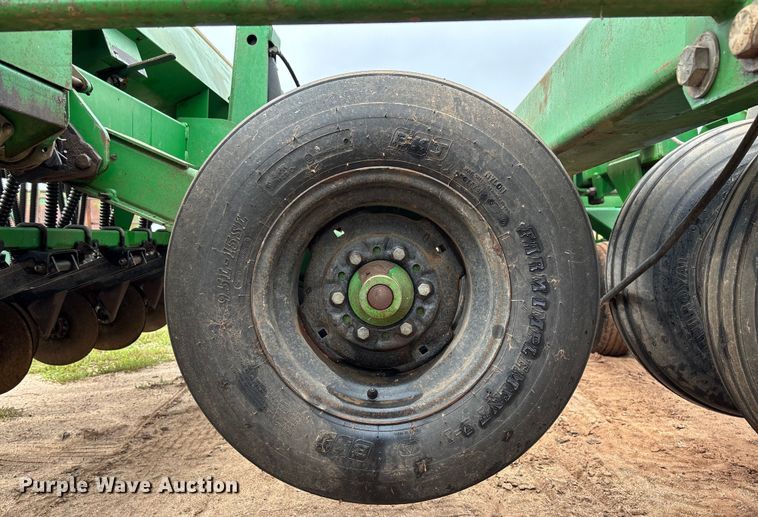 image for item EM8195 Great Plains Solid Stand 30 3SF30-487591 grain drill