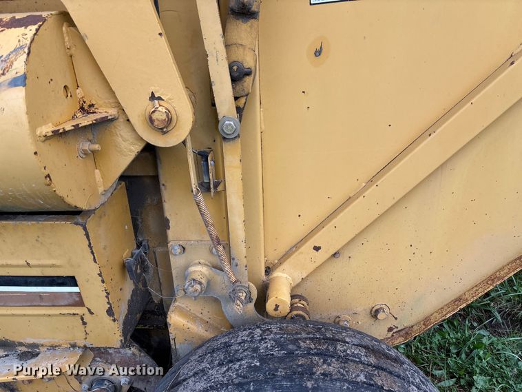 image for item EN7022 (2) round balers