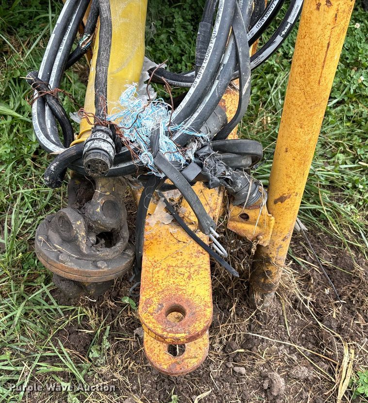 image for item EN7022 (2) round balers