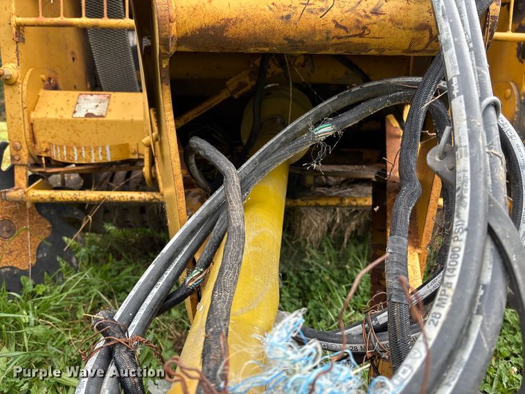 image for item EN7022 (2) round balers