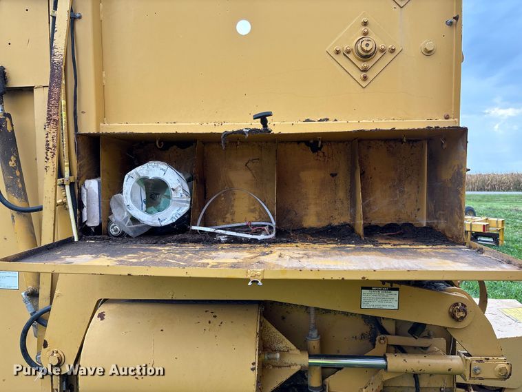 image for item EN7022 (2) round balers