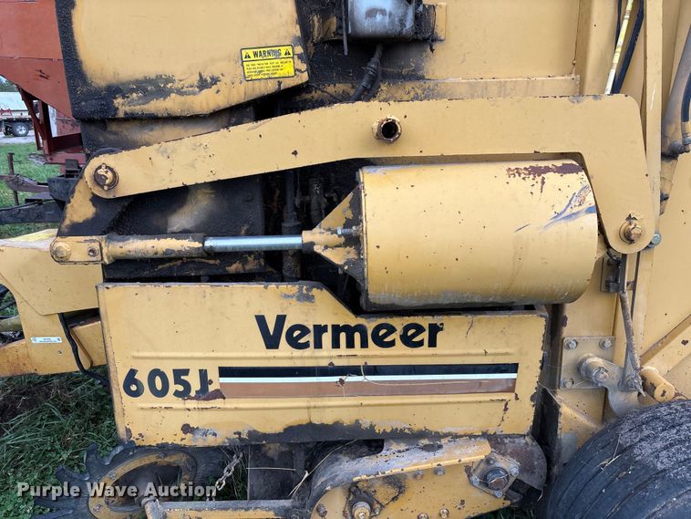 image for item EN7022 (2) round balers