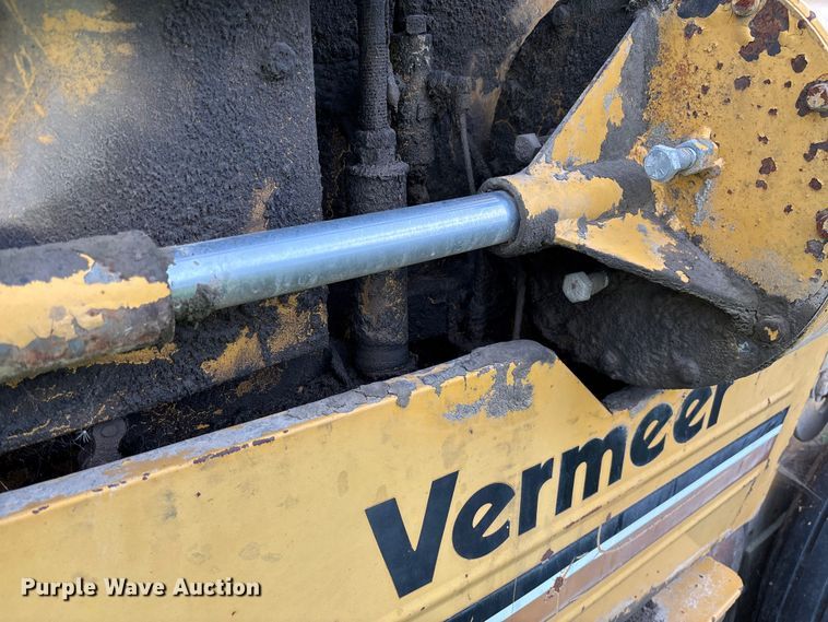 image for item EN7022 (2) round balers