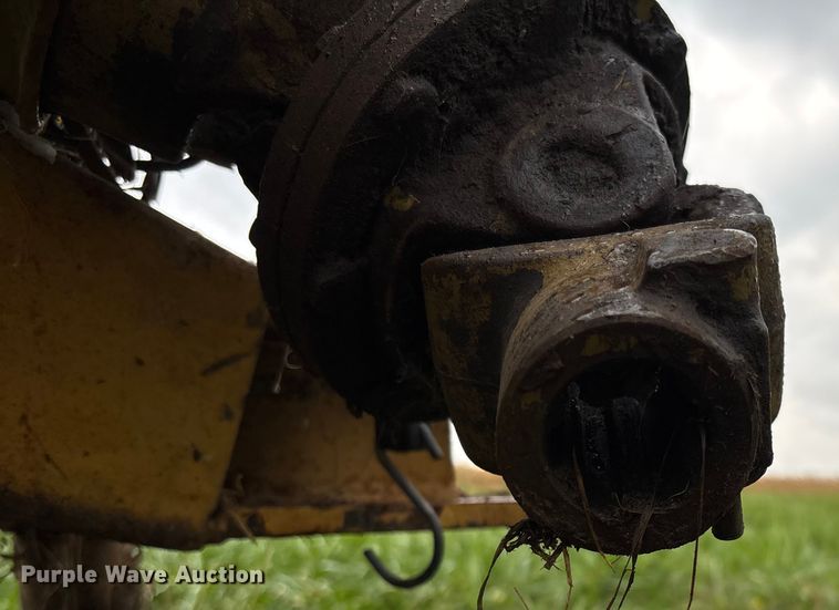 image for item EN7022 (2) round balers