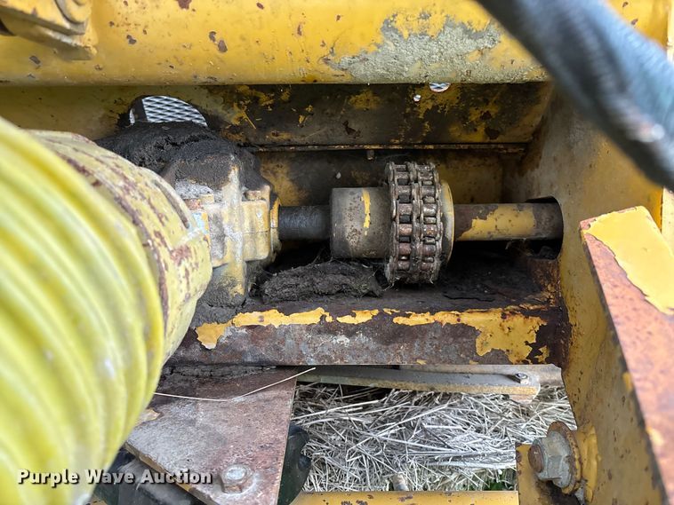 image for item EN7022 (2) round balers