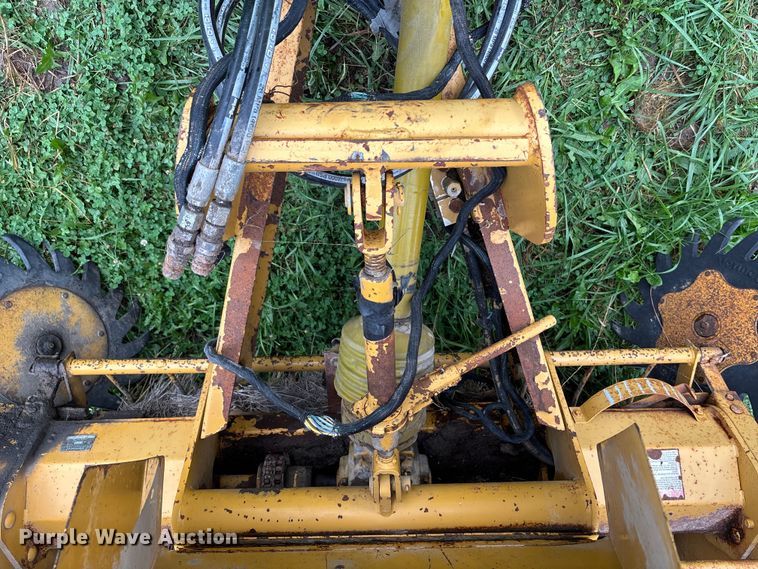 image for item EN7022 (2) round balers