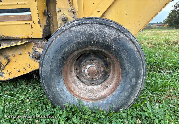 image for item EN7022 (2) round balers