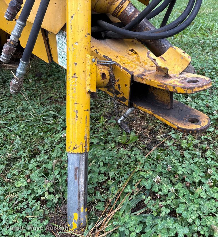 image for item EN7022 (2) round balers