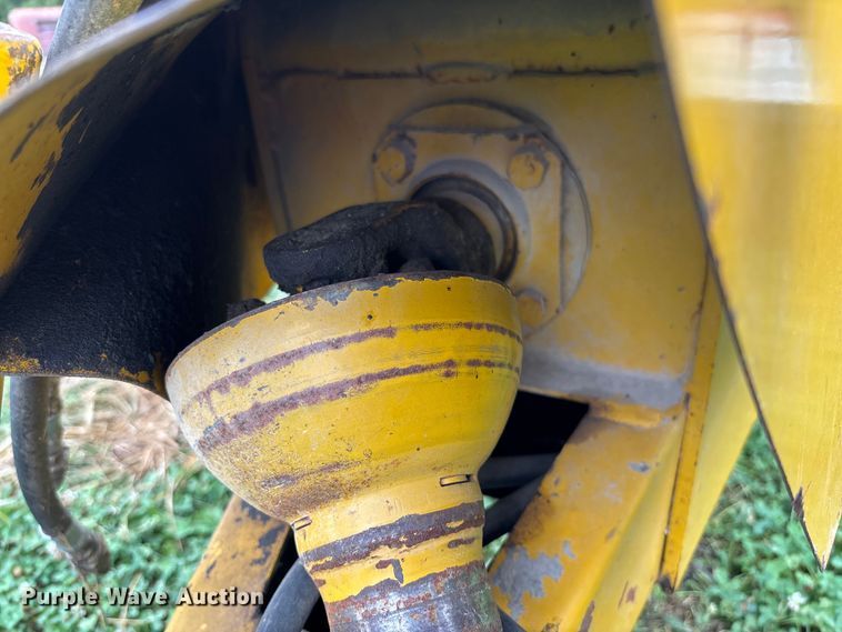 image for item EN7022 (2) round balers