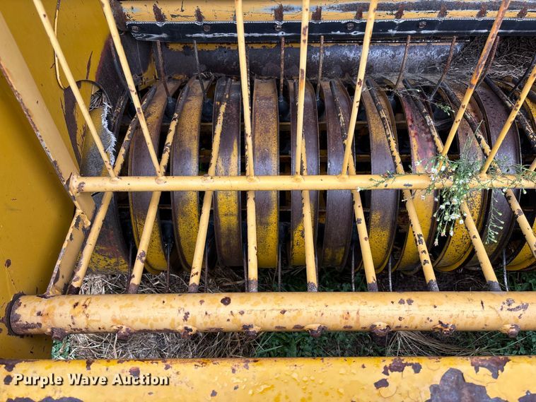 image for item EN7022 (2) round balers