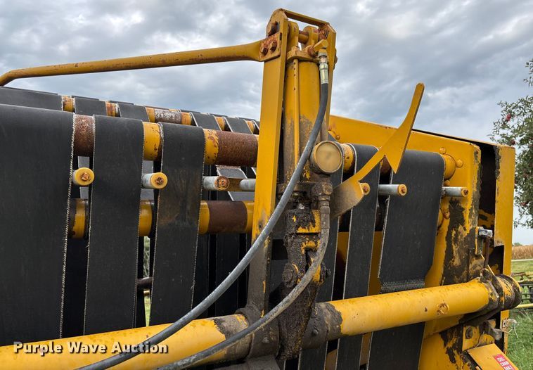 image for item EN7022 (2) round balers