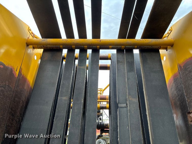 image for item EN7022 (2) round balers