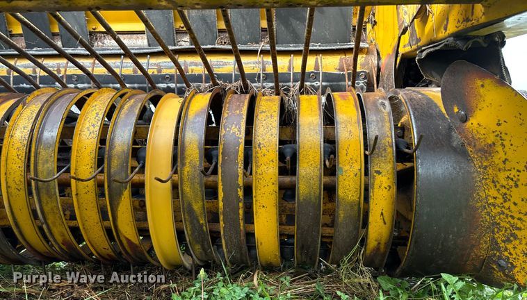 image for item EN7022 (2) round balers