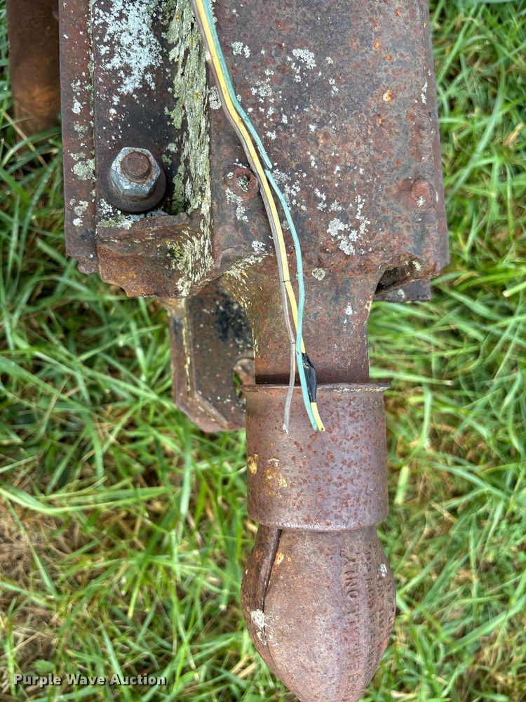 image for item EN7024 Shop built grain cart