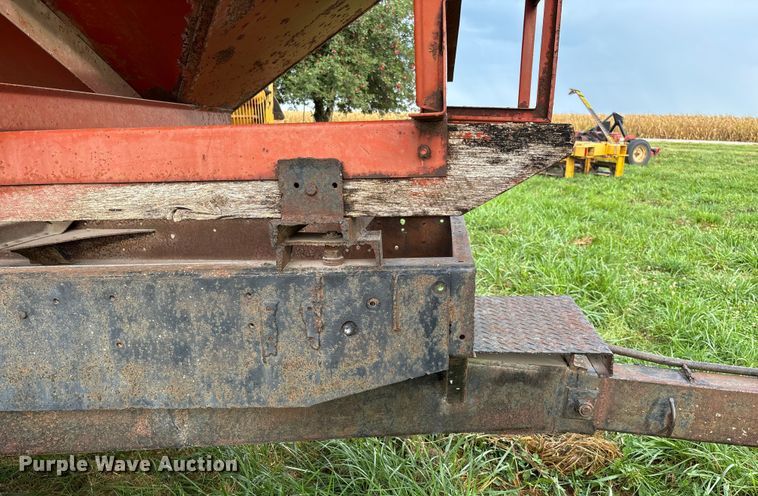 image for item EN7024 Shop built grain cart