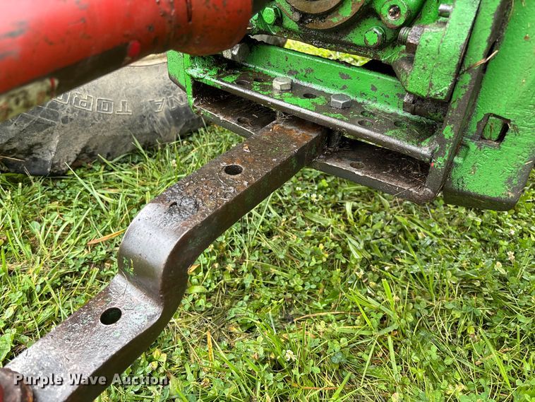 image for item EN7025 New Holland 1030 bale wagon