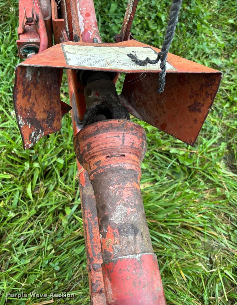 image for item EN7025 New Holland 1030 bale wagon