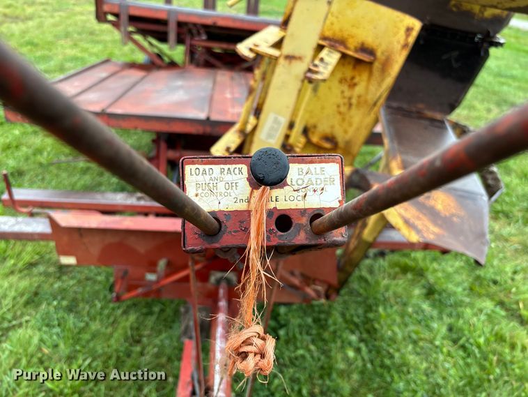 image for item EN7025 New Holland 1030 bale wagon