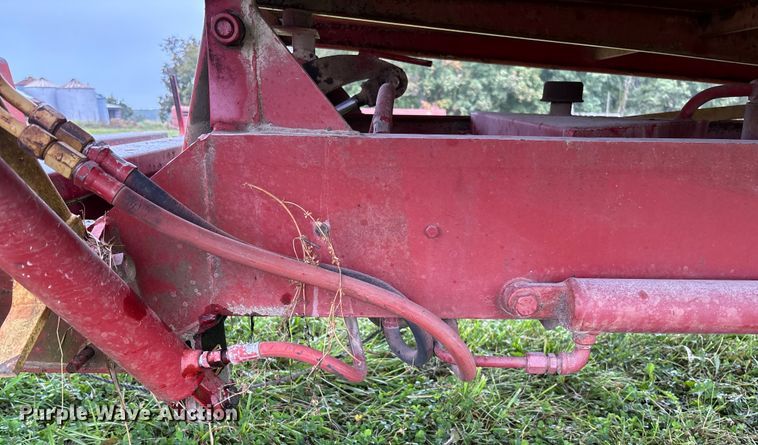 image for item EN7025 New Holland 1030 bale wagon