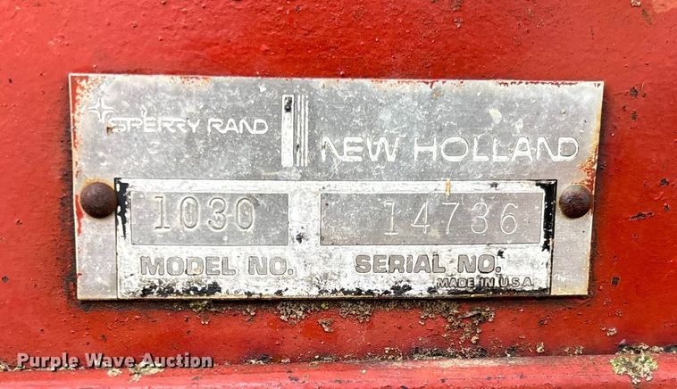 image for item EN7025 New Holland 1030 bale wagon