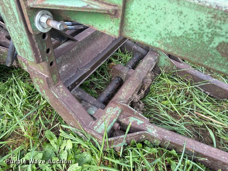 image for item EN7026 John Deere 00524 blade