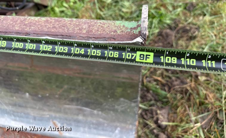 image for item EN7026 John Deere 00524 blade