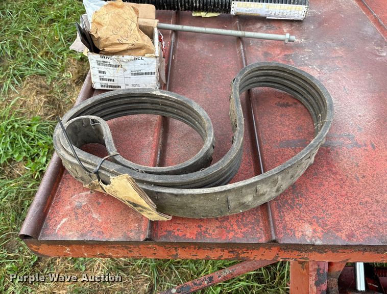 image for item EN7027 AGCO 5410 disc mower