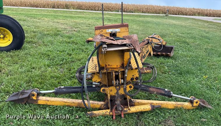 image for item EN7028 Dual BH106 backhoe attachment