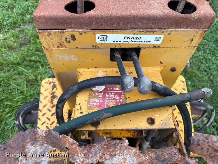 image for item EN7028 Dual BH106 backhoe attachment