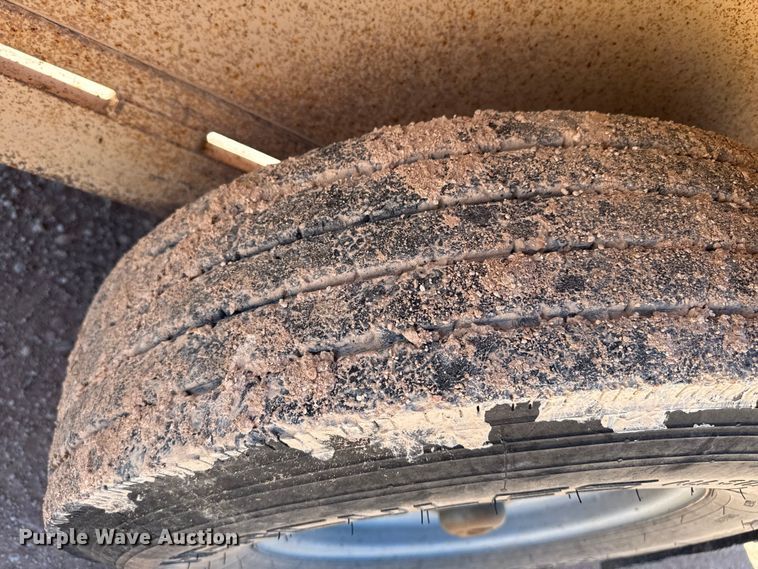 image for item EP0535 2018 Easley 5x16 SAGN/7 livestock trailer