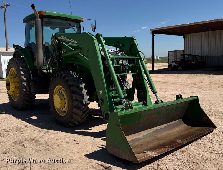 image for item EP0542 2005 John Deere 7820 MFWD tractor