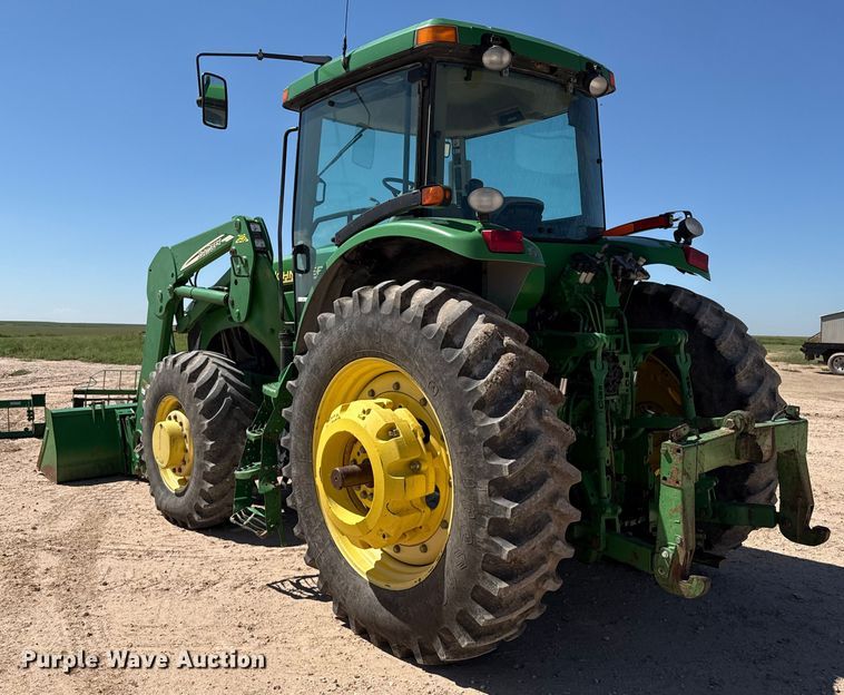 image for item EP0542 2005 John Deere 7820 MFWD tractor