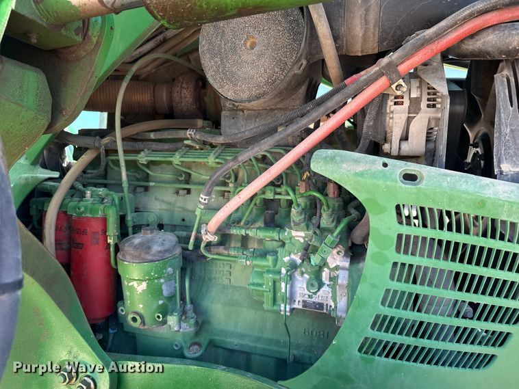 image for item EP0542 2005 John Deere 7820 MFWD tractor