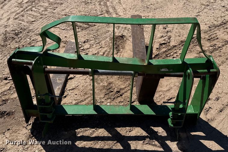 image for item EP0542 2005 John Deere 7820 MFWD tractor