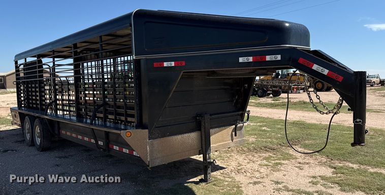 image for item EP0546 2021 Grupo Remolques Del Norte STH6824W14LNR livestock trailer