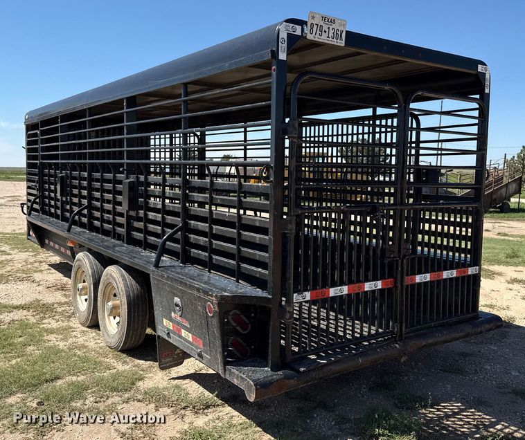 image for item EP0546 2021 Grupo Remolques Del Norte STH6824W14LNR livestock trailer