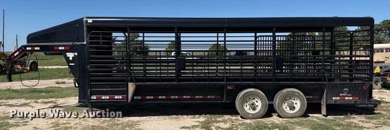 image for item EP0546 2021 Grupo Remolques Del Norte STH6824W14LNR livestock trailer