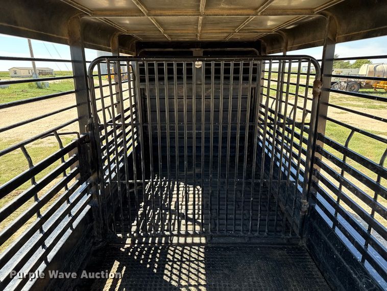 image for item EP0546 2021 Grupo Remolques Del Norte STH6824W14LNR livestock trailer