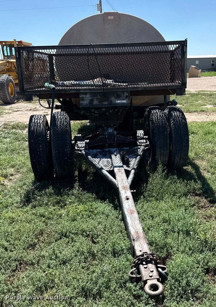 image for item EP0553 Shop built water wagon trailer