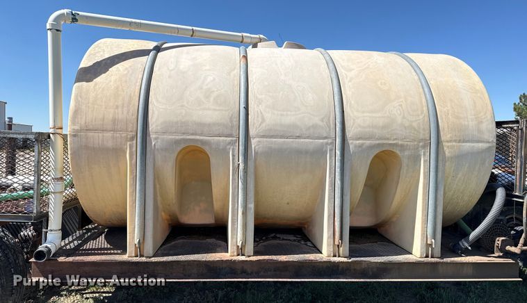 image for item EP0553 Shop built water wagon trailer