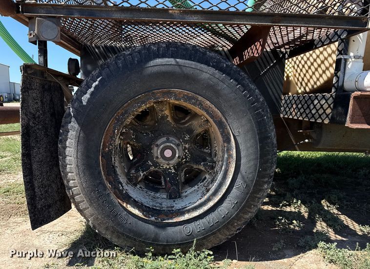 image for item EP0553 Shop built water wagon trailer