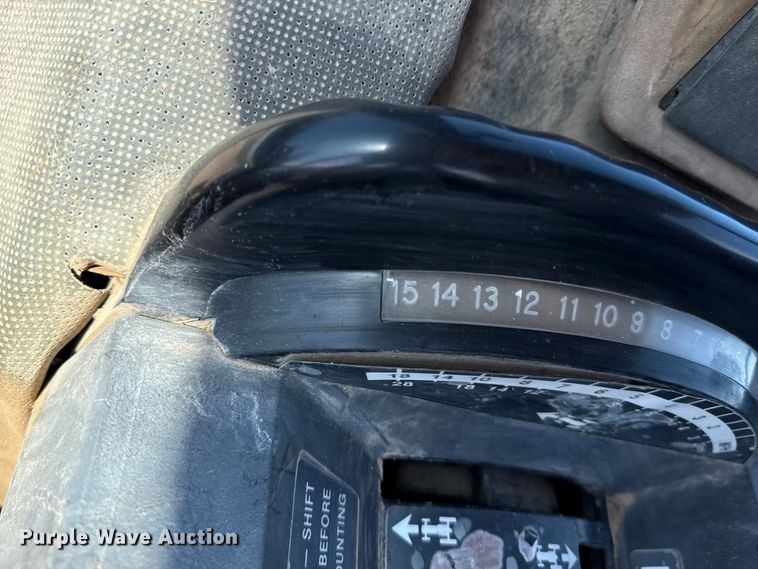 image for item EP0554 1983 John Deere 4850 tractor